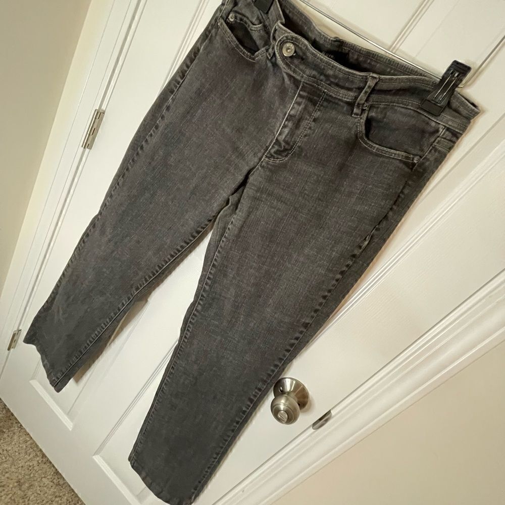 White House Black Market Noir black denim jeans size 14